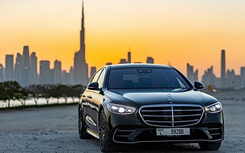 إيجار Mercedes S500 (أسود), 2022 في دبي