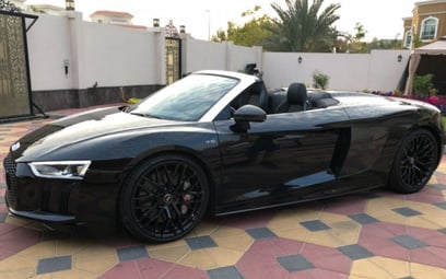 Audi R8 Black Edition (Черный), 2018 для аренды в Дубай