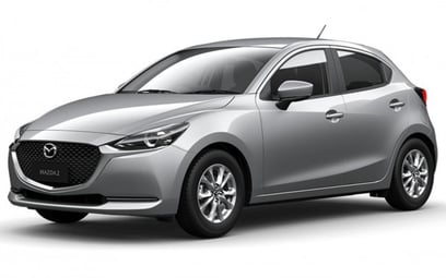 إيجار Mazda 3 (اللون الرمادي), 2019 في دبي