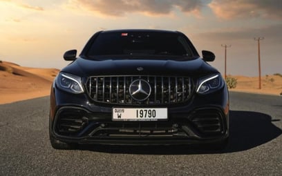 إيجار Mercedes GLC-S (أسود), 2020 في دبي