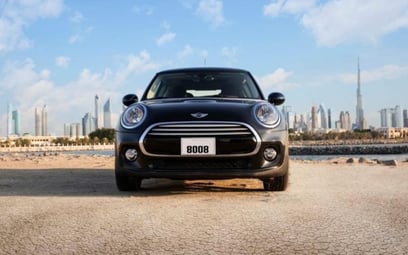 Mini Cooper - 2019 for rent in Dubai