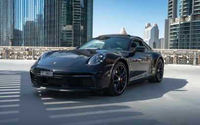 Porsche 911 Carrera S (Черный), 2021 для аренды в Дубай