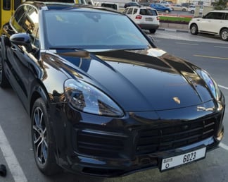 Porsche Cayenne S (Черный), 2019 для аренды в Дубай