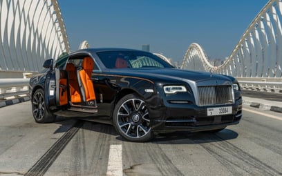 Rolls Royce Wraith Silver roof (Black), 2019 for rent in Dubai