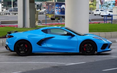 Chevrolet Corvette (Синий), 2021 для аренды в Шарджа