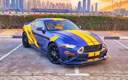 Ford Mustang (Темно-синий), 2019 для аренды в Дубай