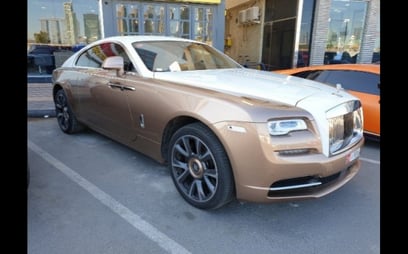 Rolls Royce Wraith (Золотой), 2019 для аренды в Абу-Даби