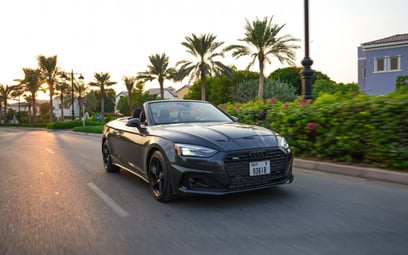Audi A5 (Серый), 2020 для аренды в Дубай