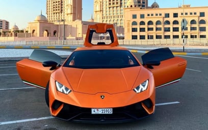 Lamborghini Huracan Performante (Оранжевый), 2018 для аренды в Дубай