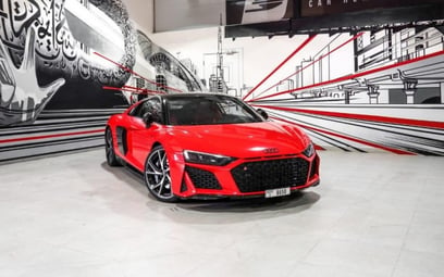 Audi R8 (Красный), 2021 для аренды в Дубай