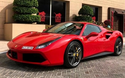 Ferrari 488 Spider (Красный), 2018 для аренды в Дубай