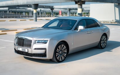 Rolls Royce Ghost (), 2022 для аренды в Абу-Даби