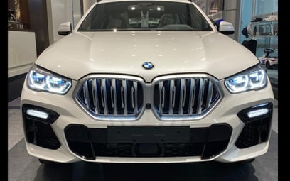 BMW X6 (Белый), 2022 для аренды в Дубай