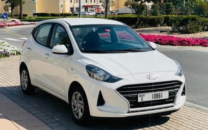 Hyundai i10 (Белый), 2023 для аренды в Дубай