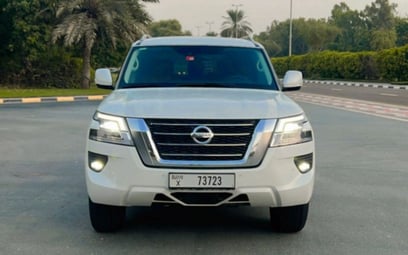 Nissan Patrol (Белый), 2021 для аренды в Дубай