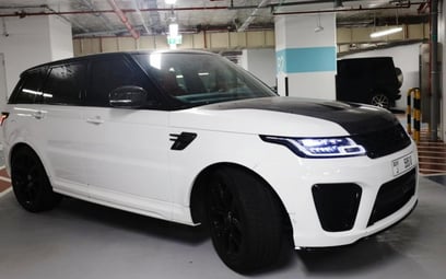 إيجار Range Rover Sport SVR (أبيض), 2021 في دبي