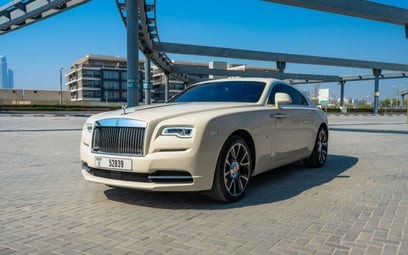 إيجار Rolls Royce Wraith (أبيض), 2019 في أبو ظبي