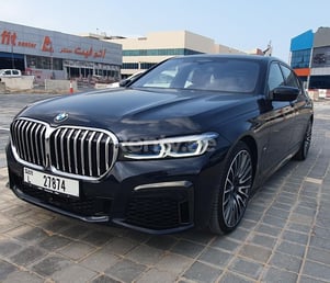 أسود BMW 7 Series, 2020 preview