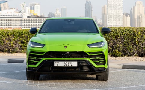 Lamborghini Urus (Зеленый), 2021 для аренды в Дубай
