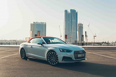 Audi A5 Cabriolet (), 2018 для аренды в Дубай